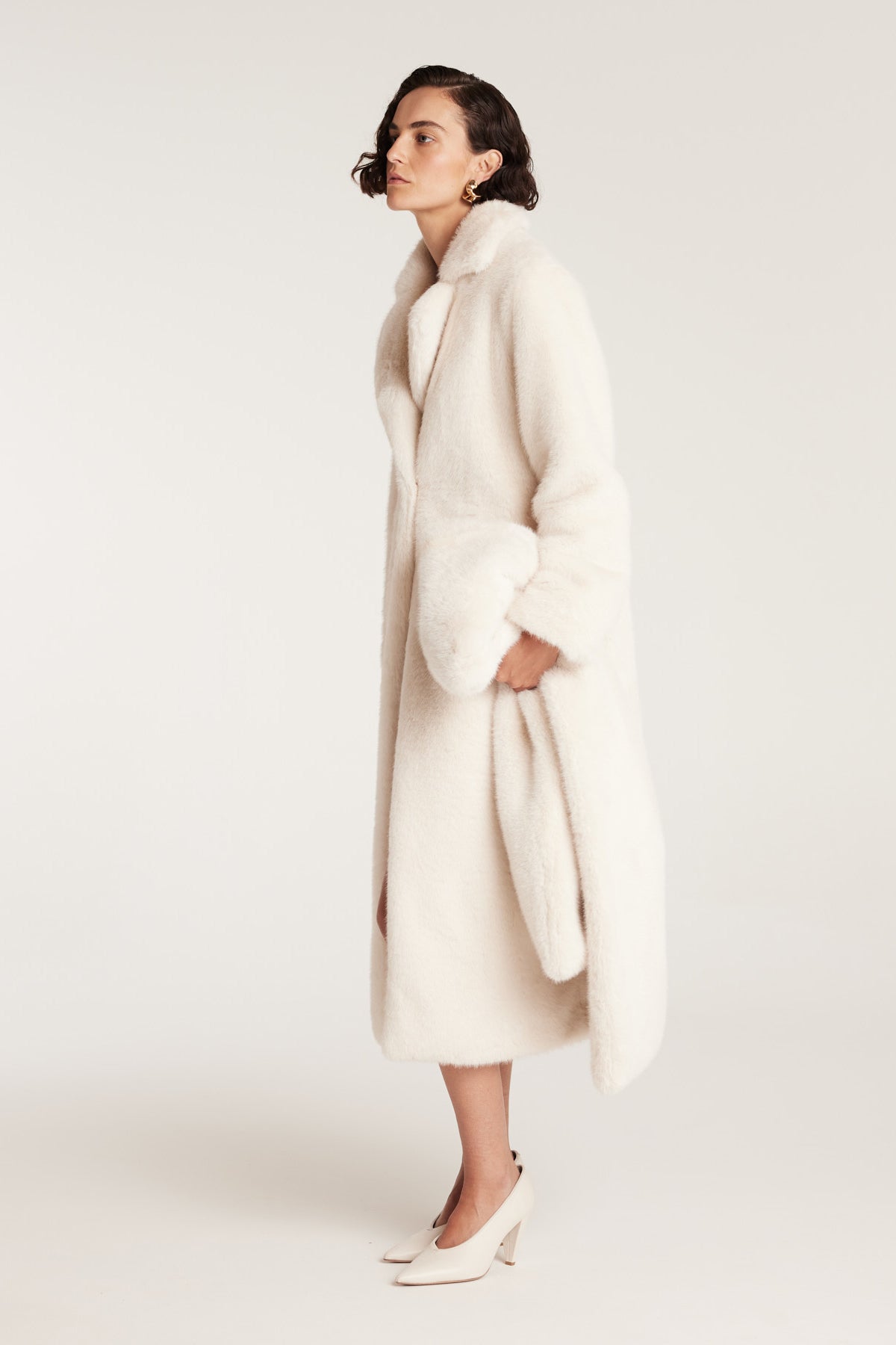The Shag Coat - Ecru-Perri Cutten